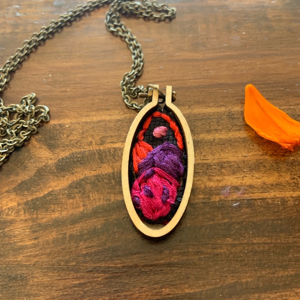 Embroidered scenery necklace